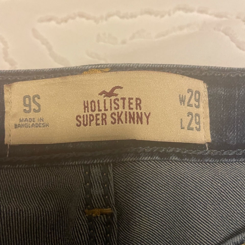 Hollister skinny jeans